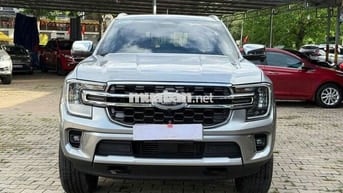 Ford everest  titanium - 33000 km