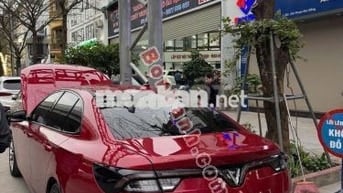 VinFast Lux A 2.0 Tiêu chuẩn 2022