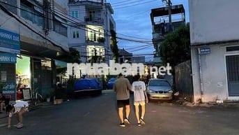 3,99tỷ bán nha hẻm xe hơi Lê Văn Quới- 56m2, nhà cấp 4, 2 PN, sổ riêng