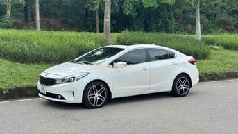 Kia Cerato 2018 1.6 AT cực đẹp, độ full đồ chơi
