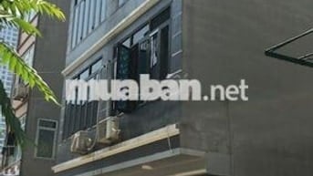 Cho thuê nhà nguyên căn ngõ 172 phú diễn