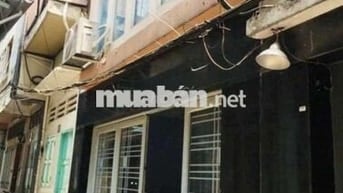 Nhà 2PN, gần mặt tiền. Trung tâm quận 1. Thuận tiện di chuyển