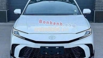 Toyota Camry 2.0Q 2025