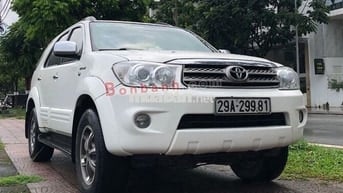 Xe Toyota Fortuner TRD Sportivo 4x4 AT 2011