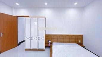 Thuê 2PN Chung Cư Đường Nguyễn Xí, Gần VLU, Bình Triệu Ban Công, UEF