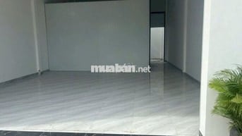 Cho Thuê Mặt Bằng * 6x20m * Có Sân Trước Rộng.