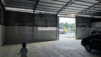 Kho xưởng 220m² có PCCC và điện 3 pha, đường Quốc Lộ 91B, lộ Container