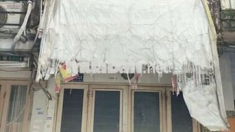 NHÀ 1 TRỆT 1 LẦU HXH SÁT CHỢ KÊNH 19 THÁNG 5 Đ/SỐ 12 GẦN AEON TÂN PHÚ