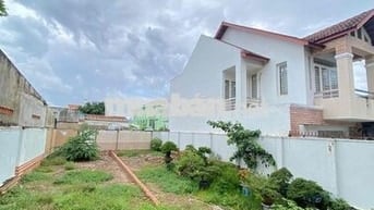 bán đất thổ cư giá đầu tư 8,5 tỷ mt hẻm nhựa 5m, 112m2, SHR, GPXD đủ