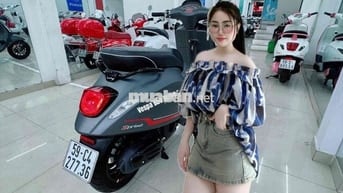 Vespa Sprint 150cc Xám nhám model 2024 ngay chủ