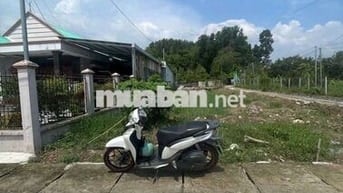 Cần bán gấp 237m2 giá 487tr còn thương lượng