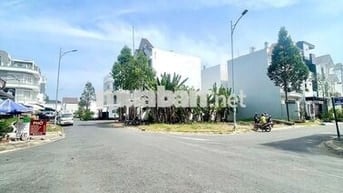 Cho thuê nhà mặt tiền đường 1b khu văn cư nam long