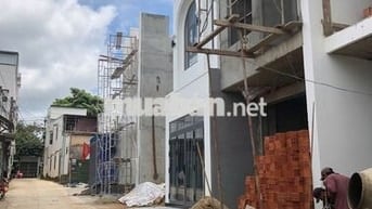 Đất hẻm ô tô 175 Ymoan 4,18m x 17 vị trí đẹp chưa qua vành đai