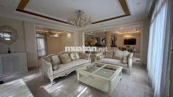 CHO THUÊ BIỆT THỰ SÂN VƯỜN SANG TRỌNG PHÚ MỸ HƯNG