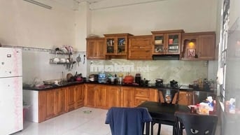 Cho thuê nhà làm văn phòng hoặc nhà ở nội thất đầy đủ, 5 x 20