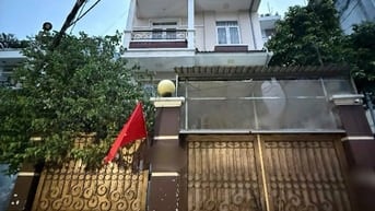 Góc Hoàng Hoa Thám-Ng Thượng Hiền,Ngang 7m,5Tầng,9PN,Thu Nhập 480tr