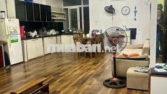 Bán căn hộ Toà B6A 79m2, 3N,2WC,Nam Trung Yên, giá 6,2 tỷ
