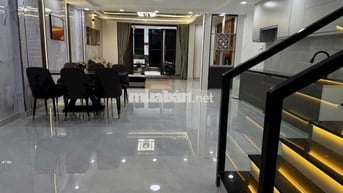 Cần Bán gầp nhà P TTN Q12 .DT 5,3 x19 ..1 trệt. 1 lầu 4PN .3WS .