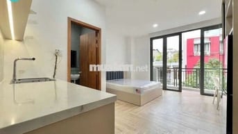 CHO THUÊ CĂN HỘ MỚI GIÁ RẺ FULL NT MÁY GIẶT RIÊNG NGAY ETOWN CỘNG HÒA