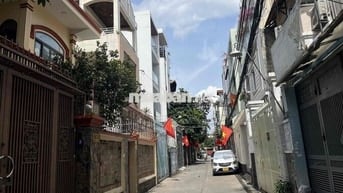 BÁN NHÀ ĐƯỜNG ĐẶNG VĂN NGỮ P10 PHÚ NHUẬN