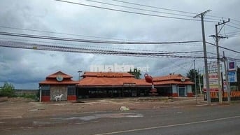 cần bán ,cây xăng , nhà hàng , lẩu tôm sông