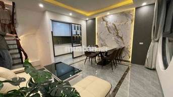 BÁN NHÀ NGÕ CẦU GIẤY - 30M - 5 TẦNG - MT 5M - NGÕ Ô TÔ GIÁ 8.35 TỶ