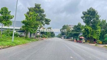 Kẹt tiền bán 120m2. Ngay UBND P.5,Nguyễn Thị Thập, Mỹ Tho, Tiền Giang