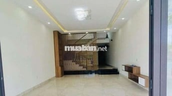 Cho thuê nhà 3 tầng mt Nguyễn Phước Lan hòa xuân