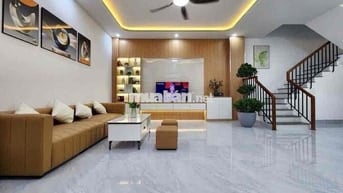 Siêu vip nhà Nguyễn Đức Thuận, 100m2/980tr đang cho thuê 8tr/th SHR