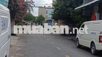 Chủ cần bán căn nhà cấp 4  mặt tiền đường đông hưng thuận 42