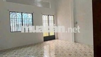 Cho thuê nhà hẻm 2m(XM) Kênh Tân Hóa, P.Tân Phú, Q.Tân Phú giá 9.5tr