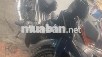 mình đang bán con xe máy hiệu yamaha còn mới