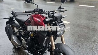 Honda Cb300r Full đồ chơi gần 15tr(có báo số)