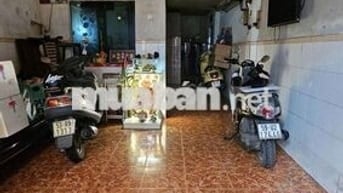 Nhà nát, hẻm xe hơi 8m, tiện xây mới