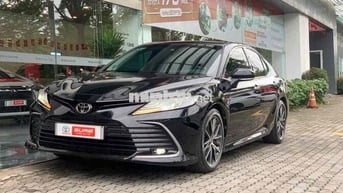 Toyota Camry 2022 2.0 Q - lướt 57.000 km