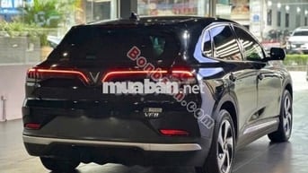 VinFast VF8 Eco 2023
