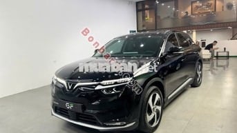 VinFast VF8 Eco 2023