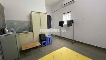 Phòng cho thuê giá rẻ ngay Nguyễn Thiện Thuật Q3 gần Đh UEH, Huflit