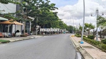 NHÀ cấp 4 đẹp rẻ. Thuộc phường LONG CHÂU (phường 2 củ) cách bờ kè Hoàn