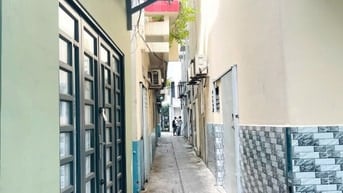 Cho thuê nhà hẻm 2m(XM) Trần Hưng Đạo, P.1, Q.5 giá 9tr