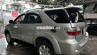 Toyota tuner 2010 AT xe zin 1 chủ.