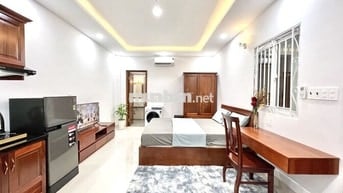 Ở ngay! Căn STUDIO MỚI gần CV Lê Thị Riêng Q.10 THANG MÁY - BẢO VỆ