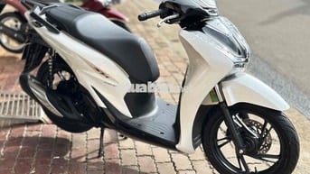 SH 150cc 2021 XE TRẮNG ĐEN Spoty