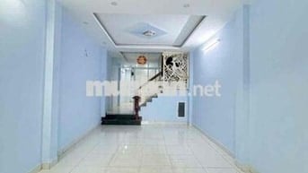 Nhà cho thuê nguyên căn gác lửng đúc suốt