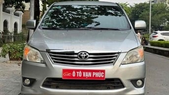 Toyota Innova 2013 E - 6 km