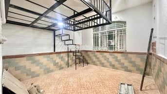 ✨ siêu phẩm gác mới full nội thất cửa sổ lớn - sát Q1,Q5