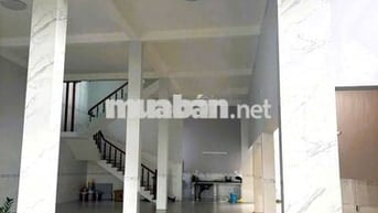 cho thuê mặt bằng kinh doanh 190m2 phường Linh Xuân đường lớn giá rẻ