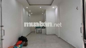 Nhà 1/ Hoàng Văn Thụ - 1pn 1wc - 1 máy lạnh - nhà đẹp sạch sẽ