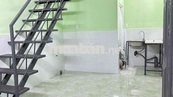 Cho thuê phòng trọ 30m2 có gác cao gần Emart Phan Huy Ích