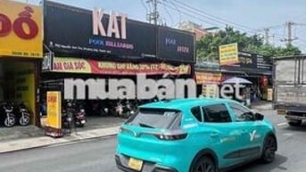 Mặt bằng bán đồ ăn sáng ngang 6m giá 1tr ngã tư Nước Đá